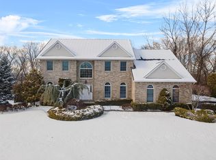 39 Meriwether Trl, Congers, NY 10920