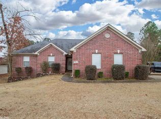3201 McKensie Dr, Benton, AR 72015