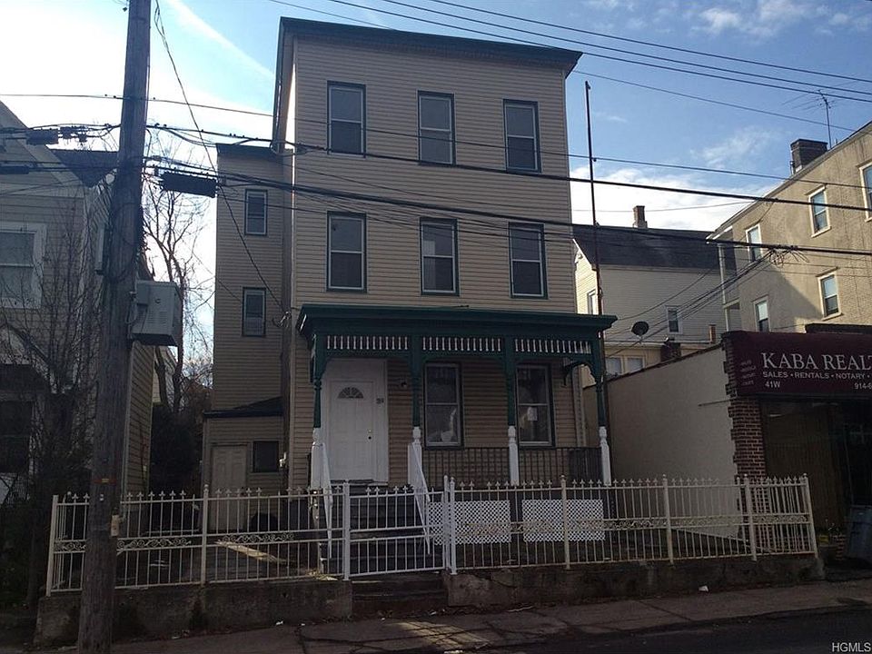 1st image of 39 W Lincoln Ave