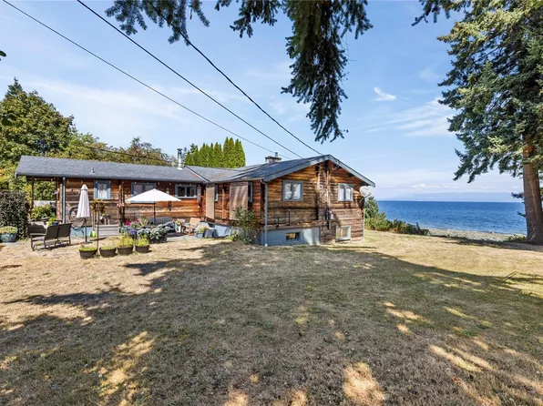 2310 Seabank Rd, Comox Valley, BC V9J 1Y2