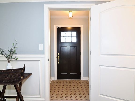 3rd image of 4021 Silsby Rd