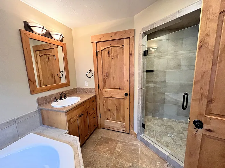 56 Beesley Ln — Photo 29