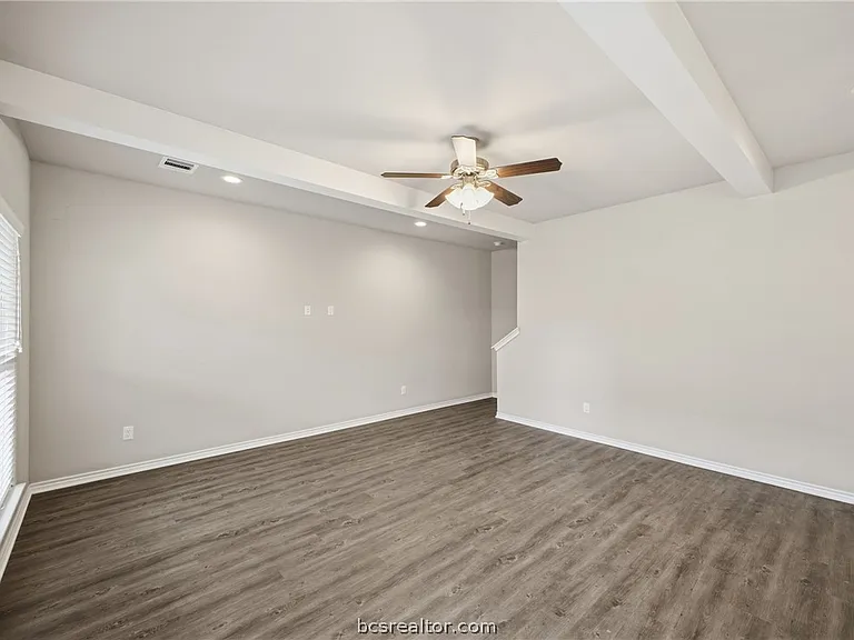 536 Momma Bear Dr — Photo 13