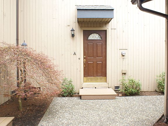 3rd image of 14315 123rd Ave NE APT A