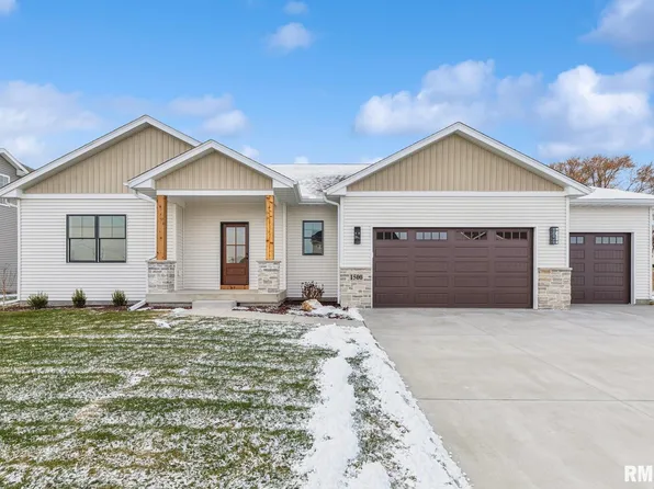 1500 S 2nd St, Eldridge, IA 52748