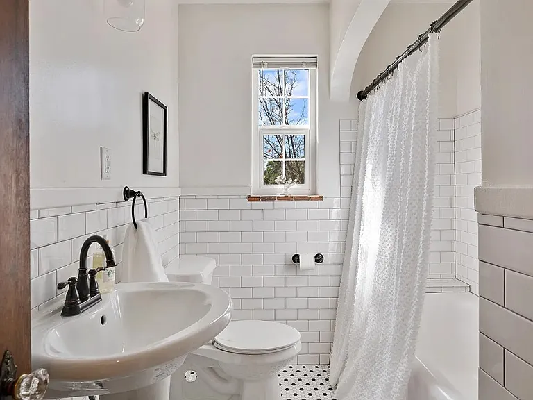 1401 Fairfax St #8 — Photo 12