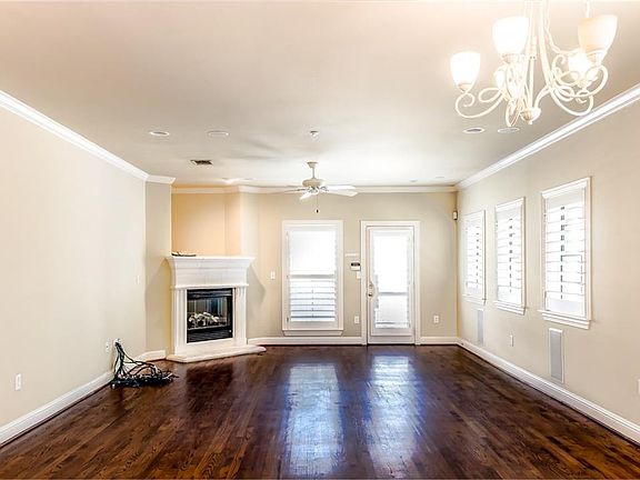 2nd image of 3208 Daniel Ave APT B