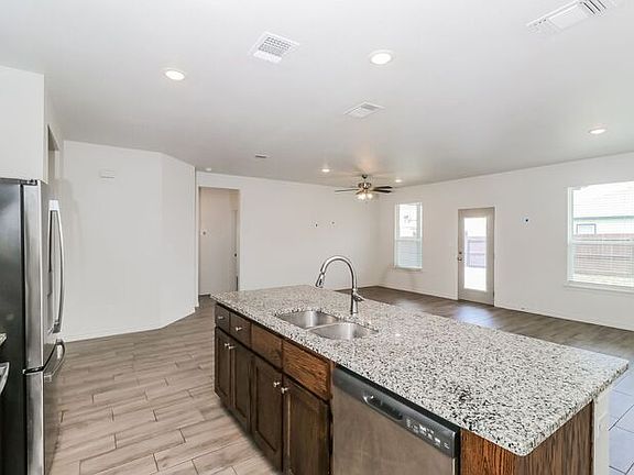 3rd image of 2232 Hornbeam St