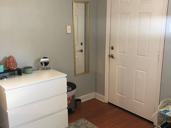 4th image of 2425 N Capitol St NE #2