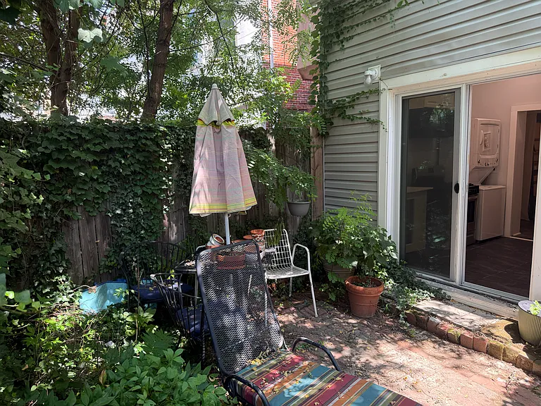 828 Corinthian Ave #1 — Photo 35
