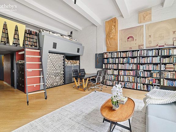 4th image of 682 6th Ave #2