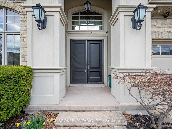 3rd image of 459 Deer Ridge Dr