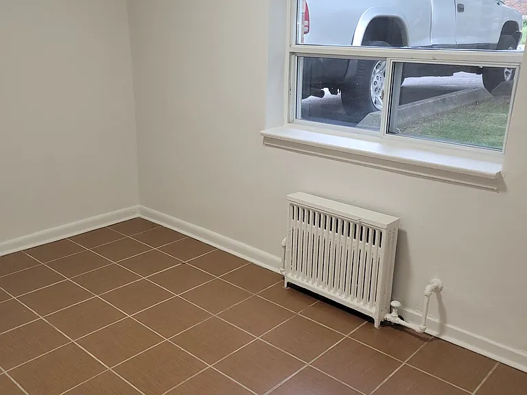 3 Birchlea Ave #1 — Photo 7
