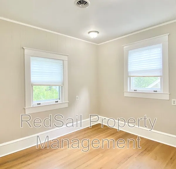 53 Shenandoah Rd — Photo 12