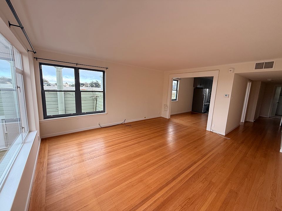 Your living Room - look at the natural light even on a cloudy day
