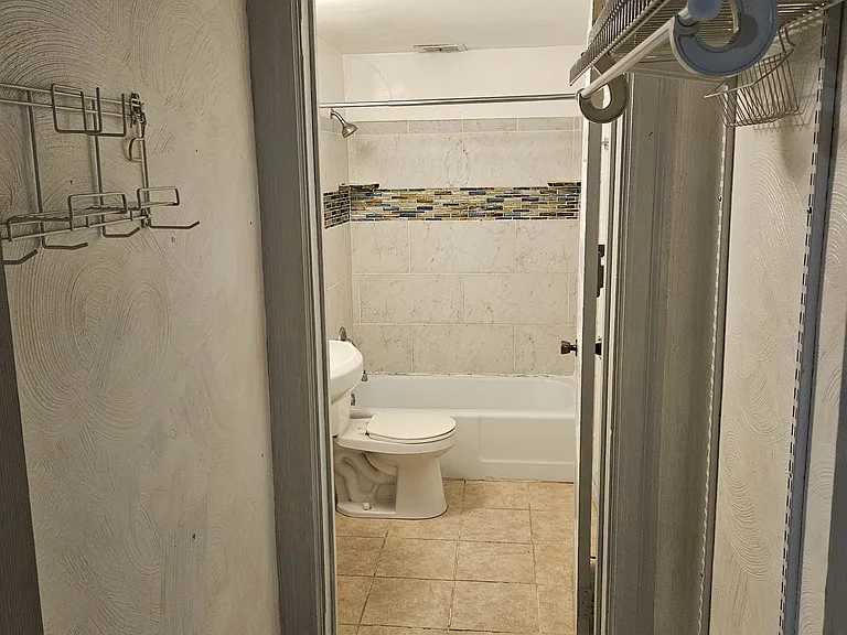 621 Melwood Ave #2 — Photo 6