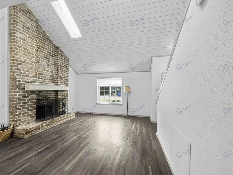 767 Dove Cir — Photo 7