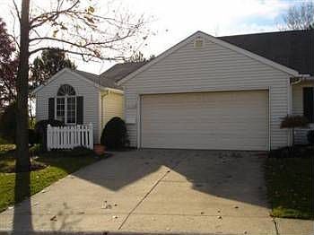 1st image of 16752 Lake Circle Dr