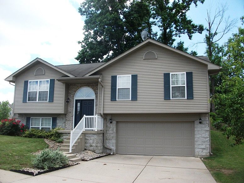 1st image of 648 E Ironsides Dr