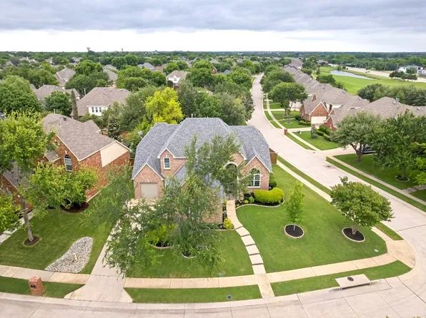 8909 Preston Wood Dr, McKinney, TX 75072