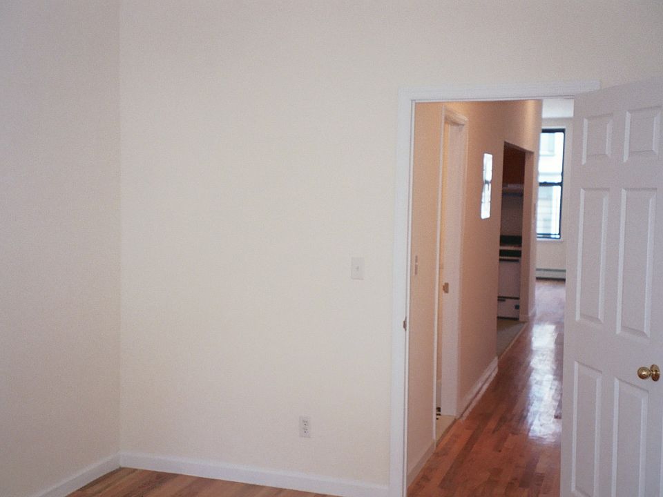 1st image of 481 W 165th St APT 5C