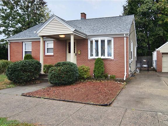3rd image of 307 Woodhaven Rd