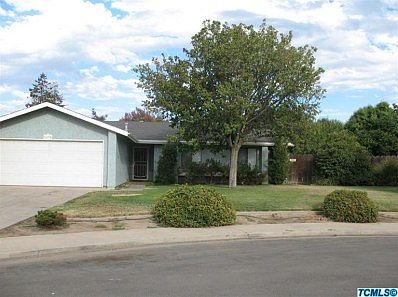 3rd image of 1830 N Cedar Ct
