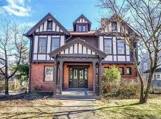 23 Edgehill Rd, New Haven, CT 06511