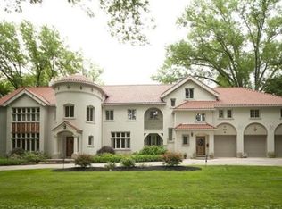 1617 Sheridan Rd, South Euclid, OH 44121