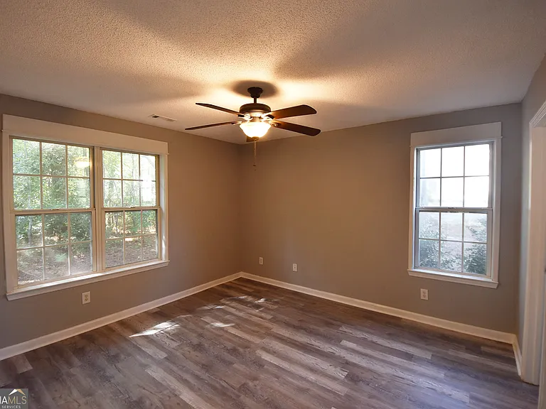 700 S Fairfield Dr — Photo 10