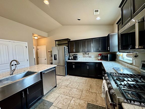 5th image of 1168 Shady Ln