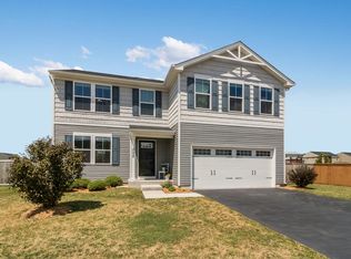505 Shadow Wood Dr, Yorkville, IL 60560
