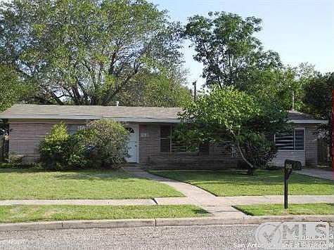 1st image of 4518 Diamondhead Dr