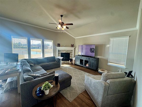 5th image of 157 Mickelson Dr