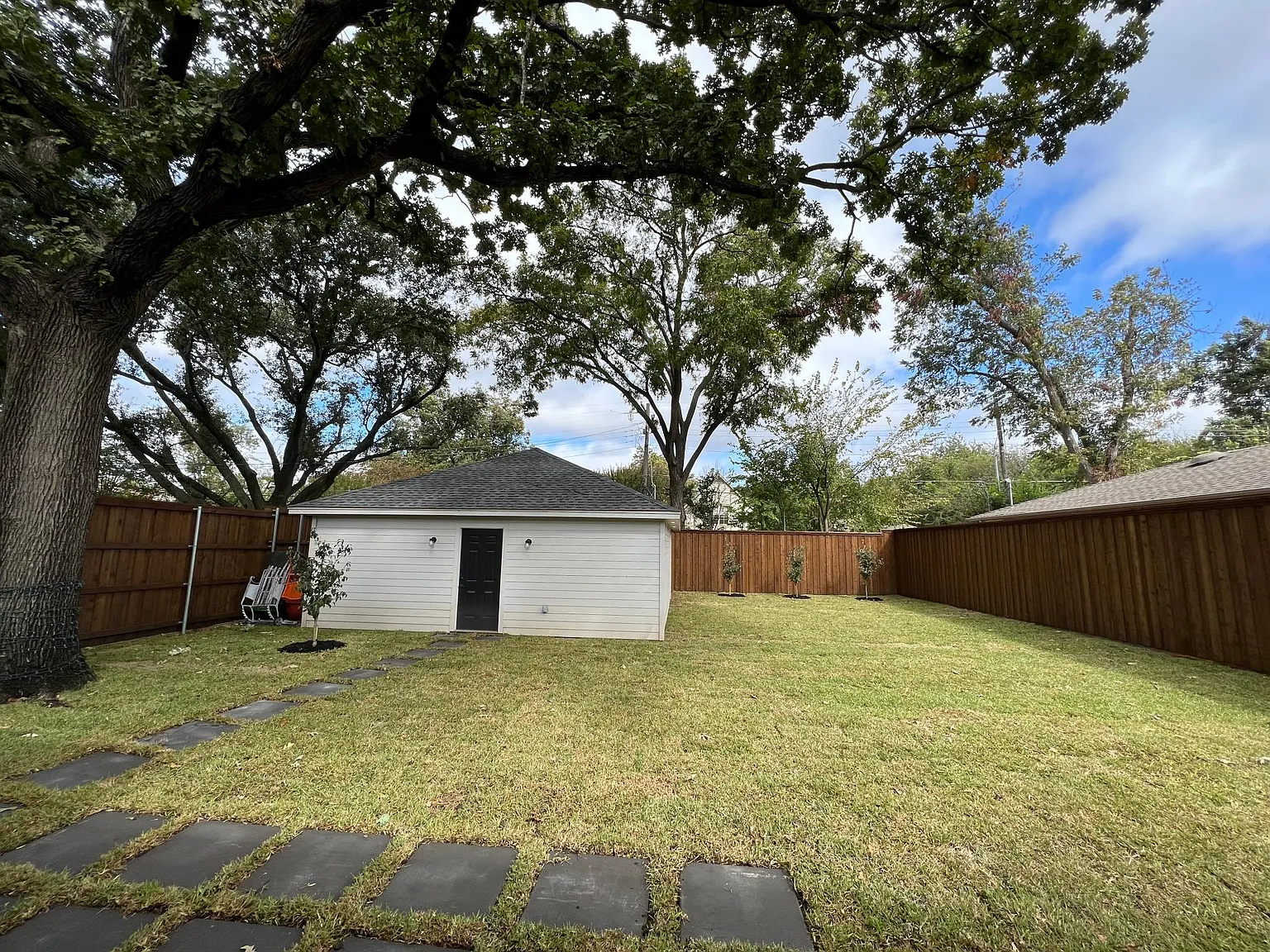 6159 Monticello Ave — Photo 4