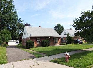 23781 Hartland Dr, Euclid, OH 44123