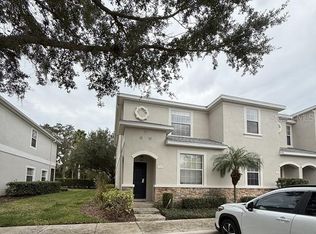 1944 Greenwood Valley Dr, Plant City, FL 33563