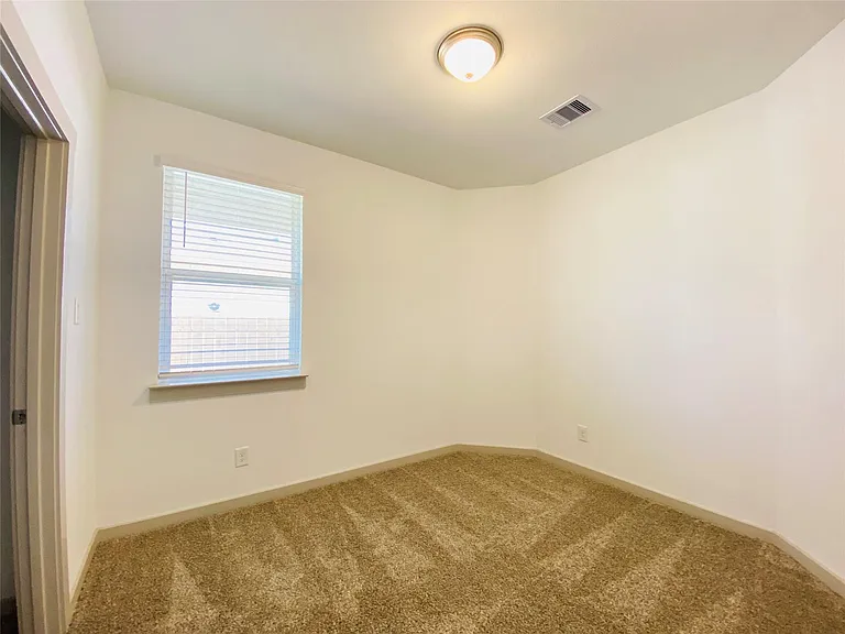 2811 Chancery Summit Ct — Photo 13