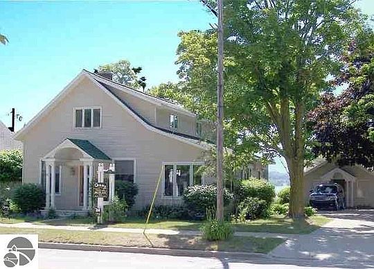 1st image of 416 N Saint Joseph St