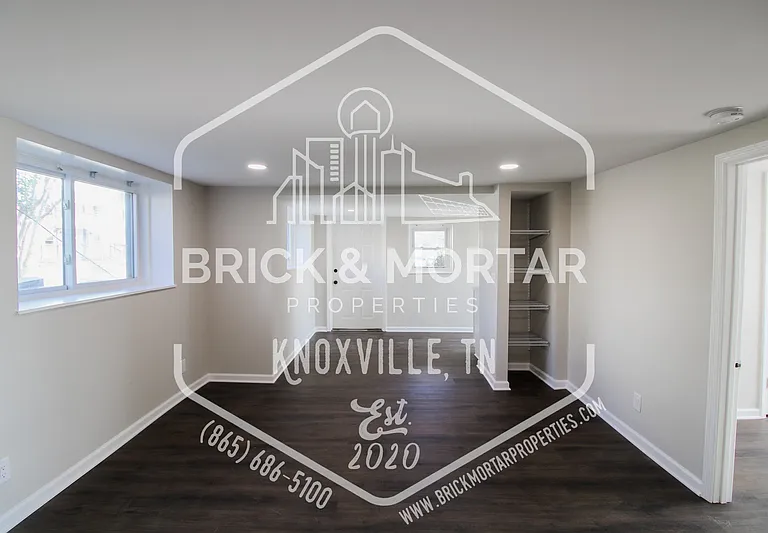 1008 E Harper Ave — Photo 11