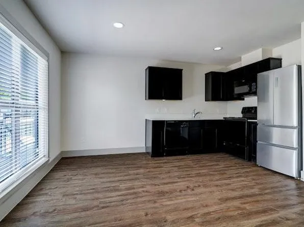 4300 Rosslyn, 4300 Rosslyn Rd #2, Houston, TX 77018