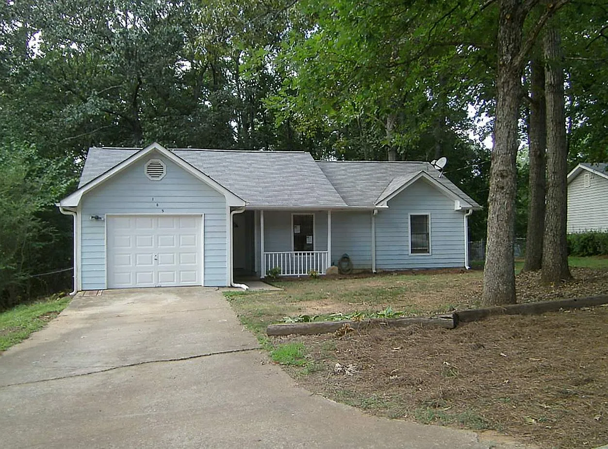 105 Julie Ln photo 1