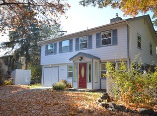 3215 Knob Hill Rd, The Dalles, OR 97058