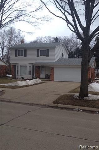 1st image of 20280 Lacrosse Ave