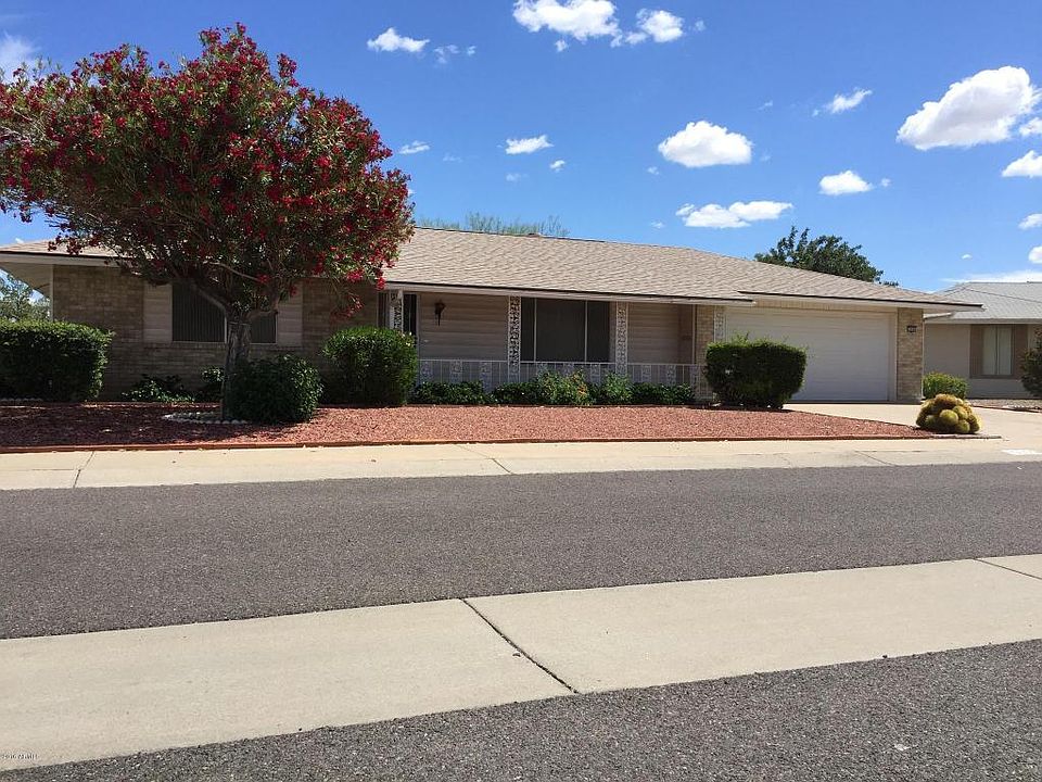 1st image of 15605 N Meadow Park Dr