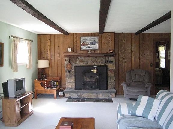 Washington Rd 705 Woodbury Second Set 008