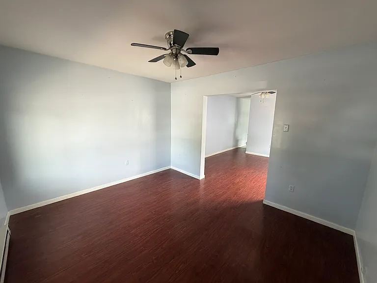 530 Shawnee St — Photo 2