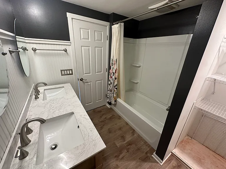 6008 Cordava Ct — Photo 44