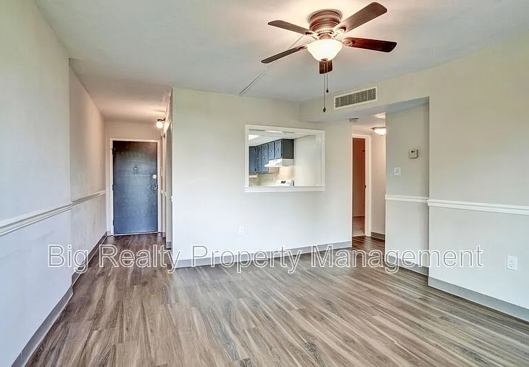 3323 Forest Ln #D-15 — Photo 1