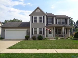 5727 Bermuda Dr, Walbridge, OH 43465